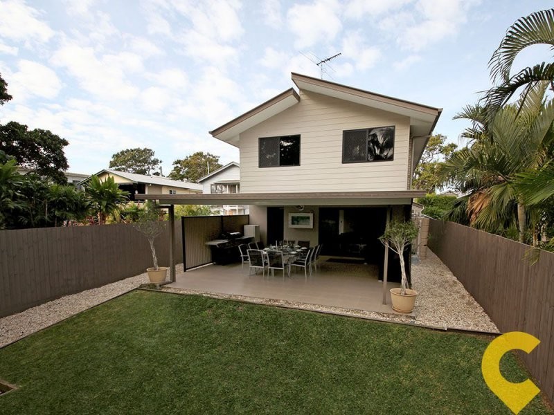 111 Oxley Avenue, Woody Point QLD 4019