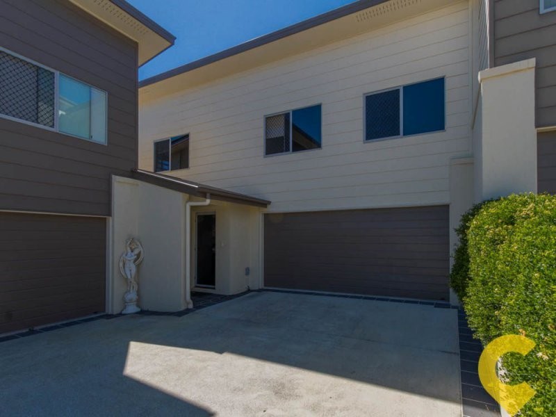 2/17 Lady Bowen Pde, Rothwell QLD 4022