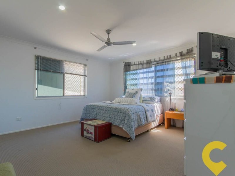 2/17 Lady Bowen Pde, Rothwell QLD 4022