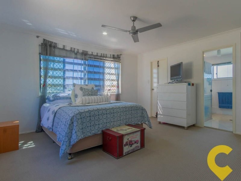 2/17 Lady Bowen Pde, Rothwell QLD 4022
