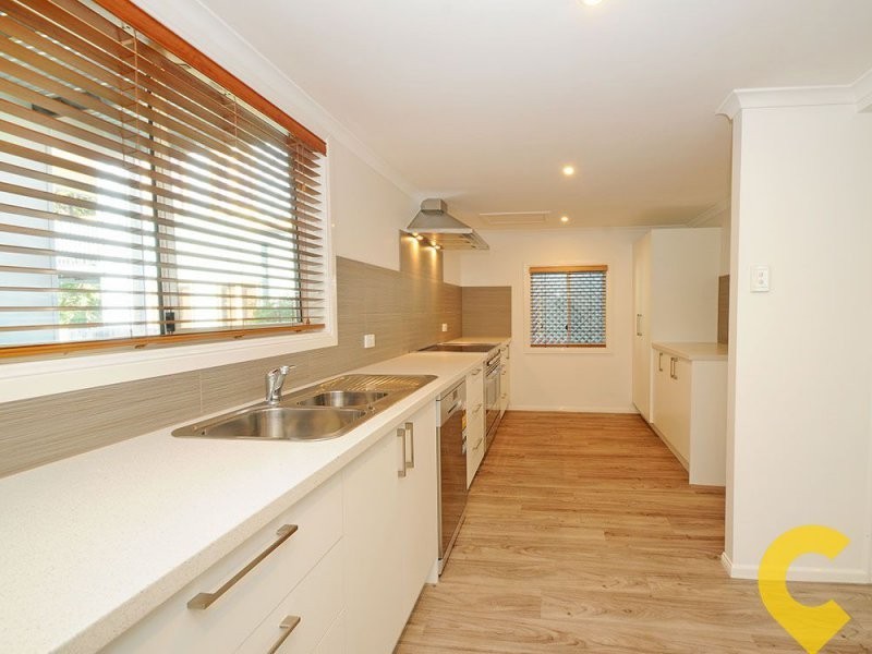 18 Donald Street, Woody Point QLD 4019