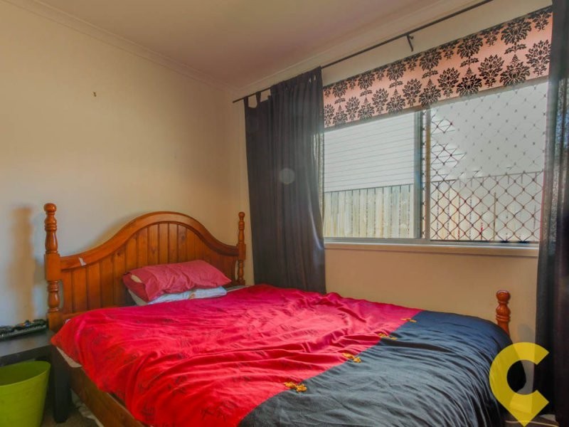 35 Sportsground Street, Redcliffe QLD 4020