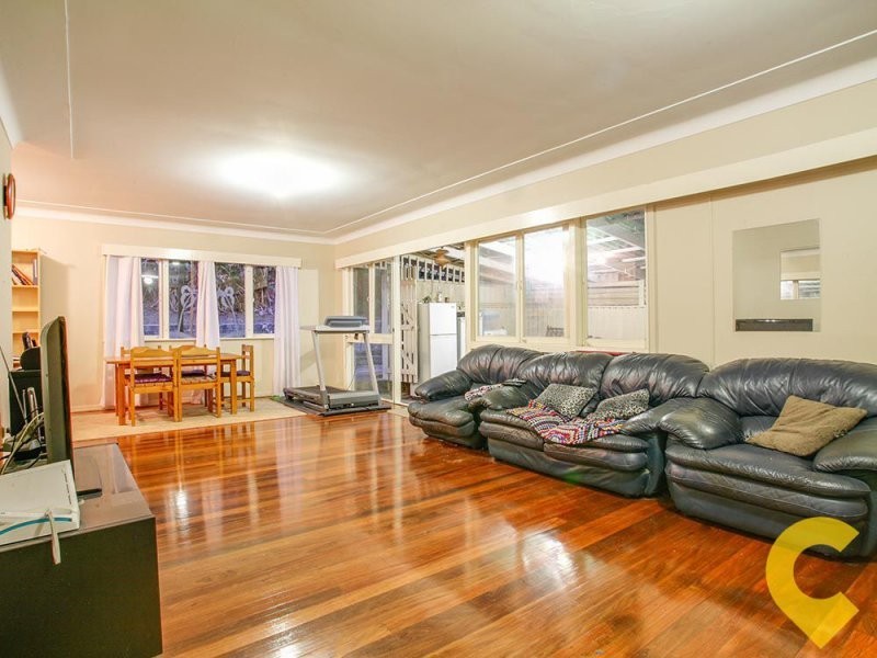 10 Alcester Street, Grange QLD 4051