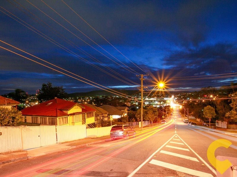 10 Alcester Street, Grange QLD 4051