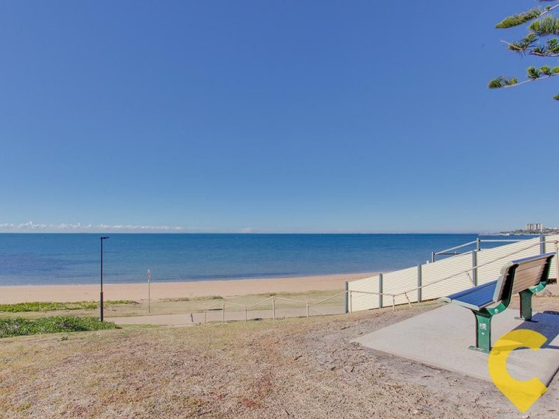 1/146 Prince Edward Parade, Scarborough QLD 4020