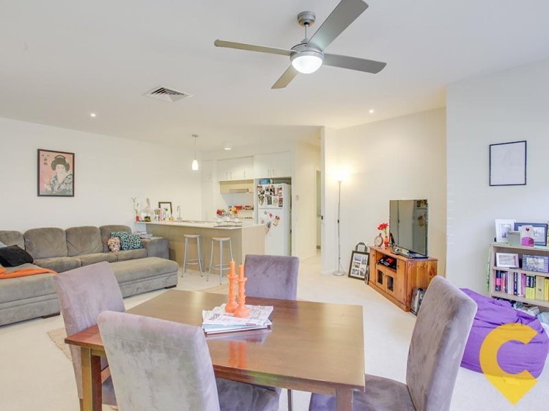 1/146 Prince Edward Parade, Scarborough QLD 4020