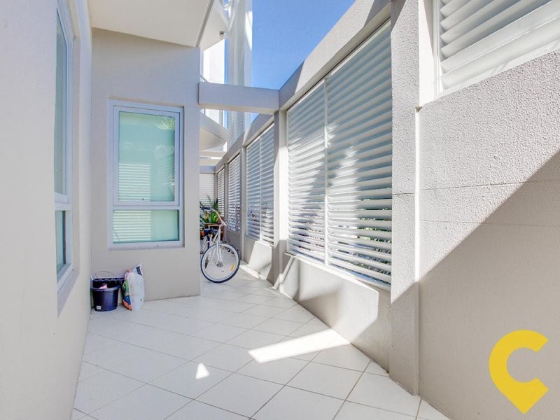 1/146 Prince Edward Parade, Scarborough QLD 4020