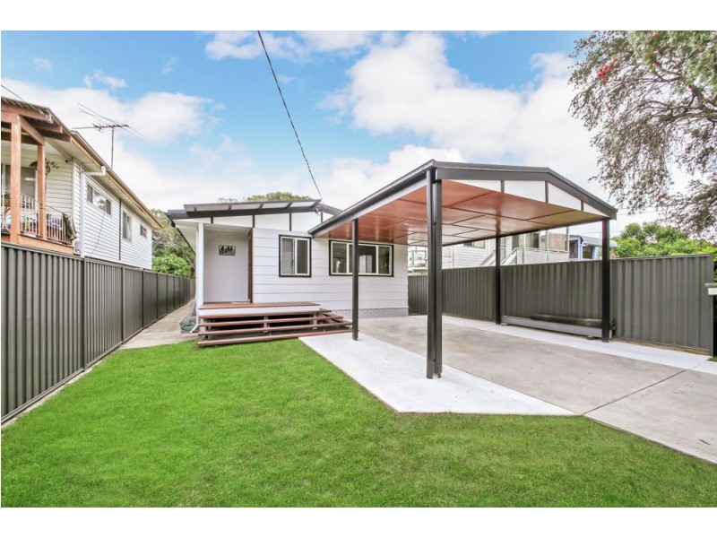 85 Longland Street, Redcliffe QLD 4020