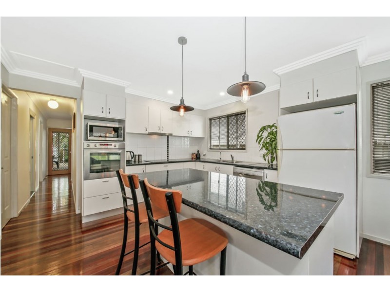 85 Longland Street, Redcliffe QLD 4020