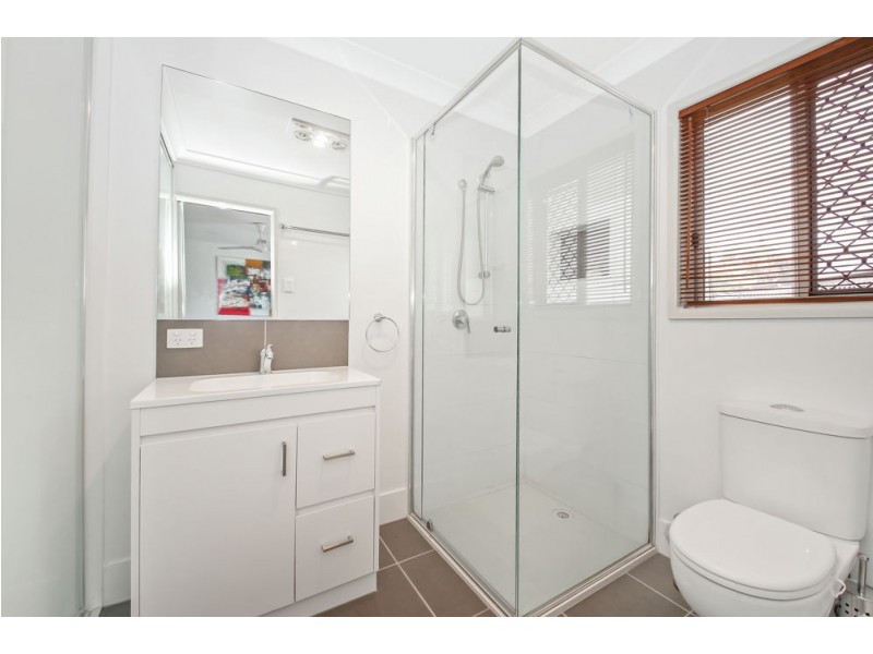 85 Longland Street, Redcliffe QLD 4020