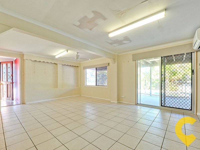 215 Maine Road, Clontarf QLD 4019