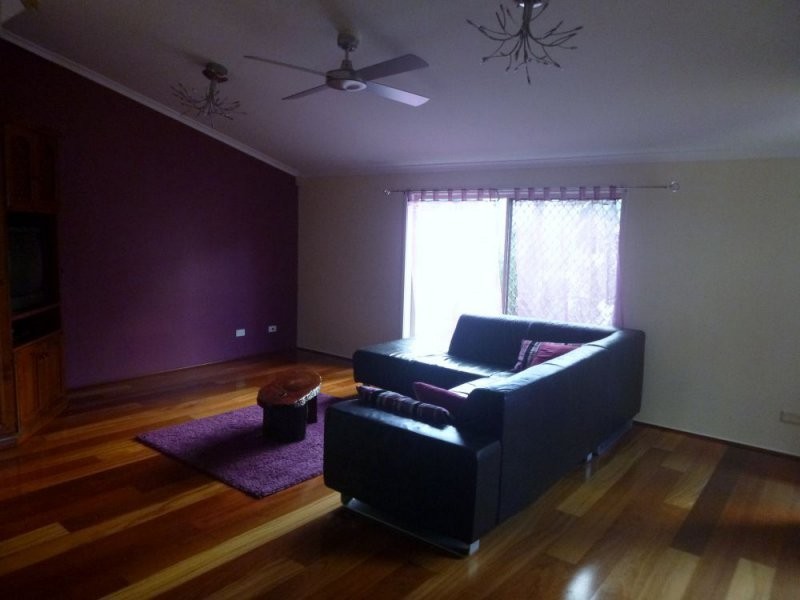 6 Oakmont Street, Rothwell QLD 4022