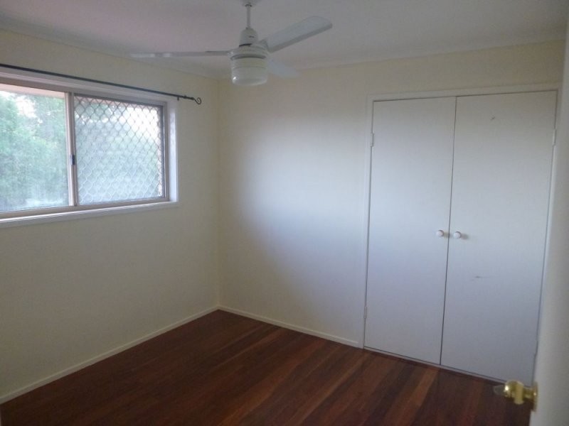 6 Oakmont Street, Rothwell QLD 4022