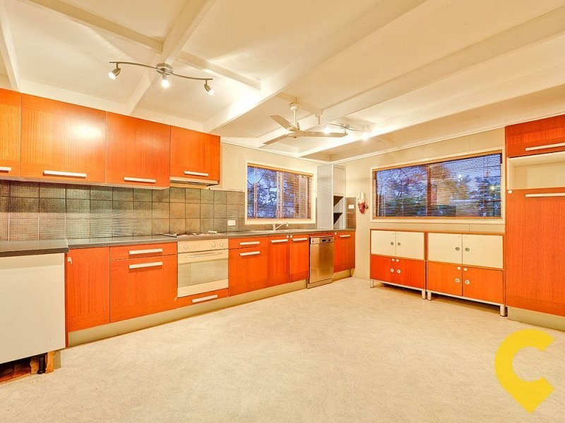 19 Gerald Avenue, Clontarf QLD 4019