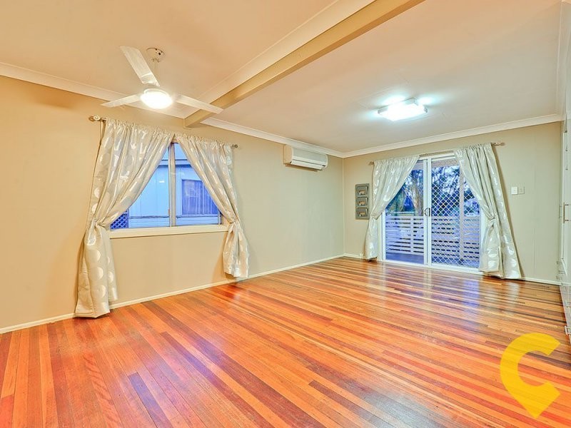 19 Gerald Avenue, Clontarf QLD 4019