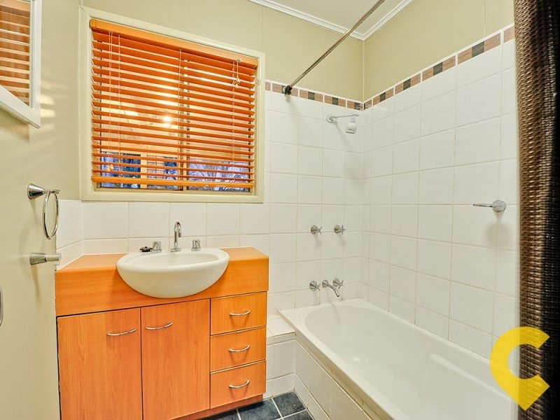 19 Gerald Avenue, Clontarf QLD 4019