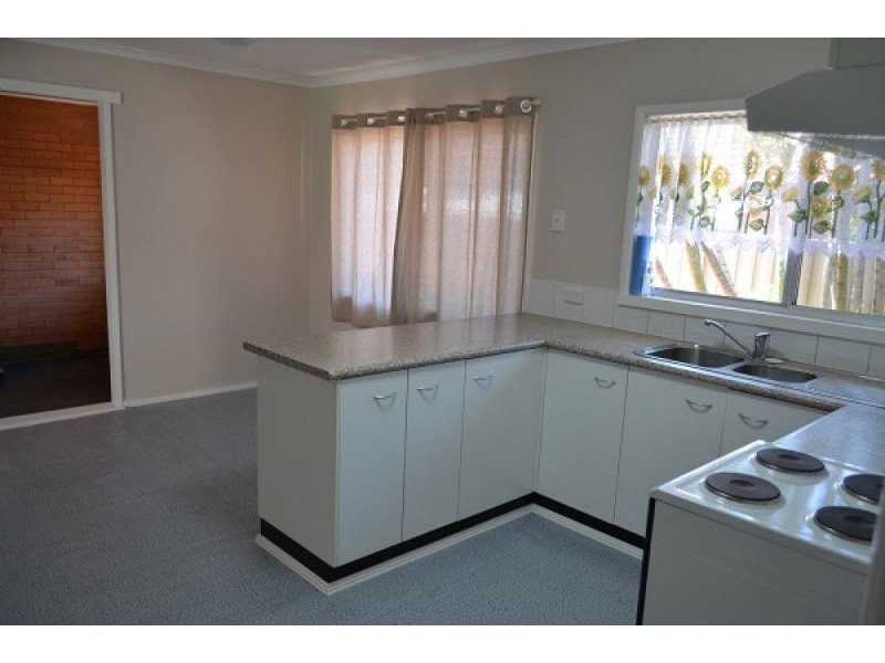 20 Blakeney Street, Woody Point QLD 4019