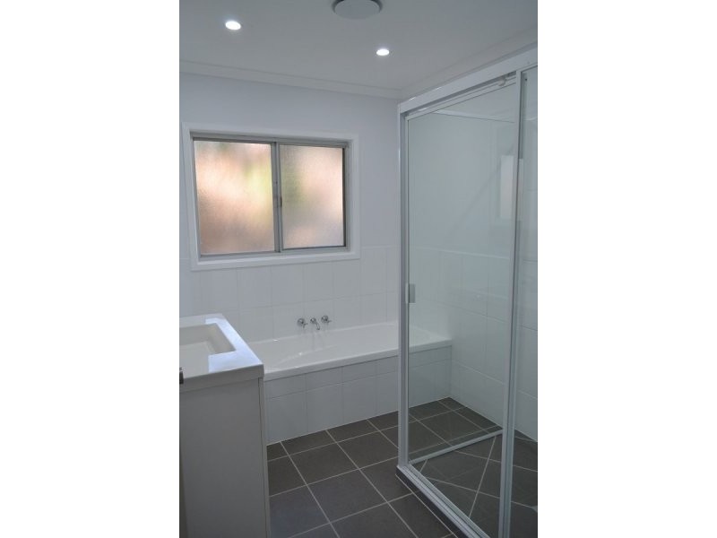 20 Blakeney Street, Woody Point QLD 4019