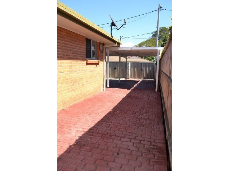 20 Blakeney Street, Woody Point QLD 4019