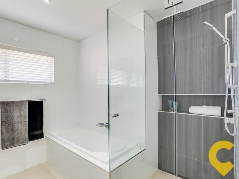 97 Arthur Street, Woody Point QLD 4019