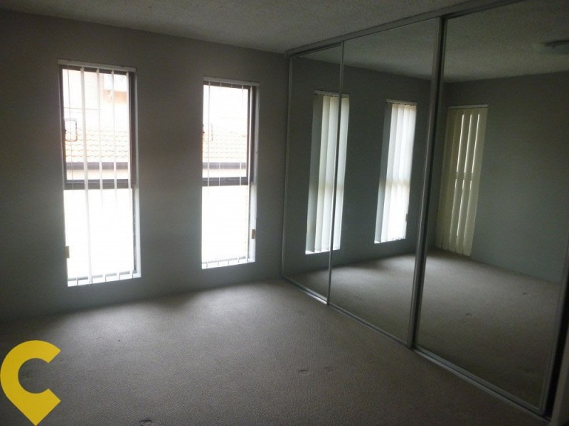 1/17 Downs Street, Redcliffe QLD 4020