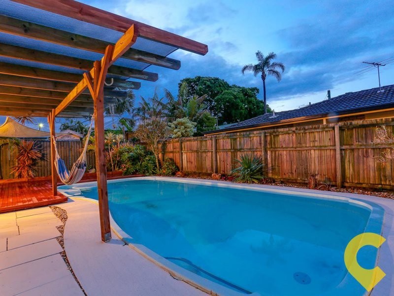 87 Thomas Street, Clontarf QLD 4019