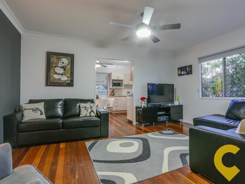 87 Thomas Street, Clontarf QLD 4019