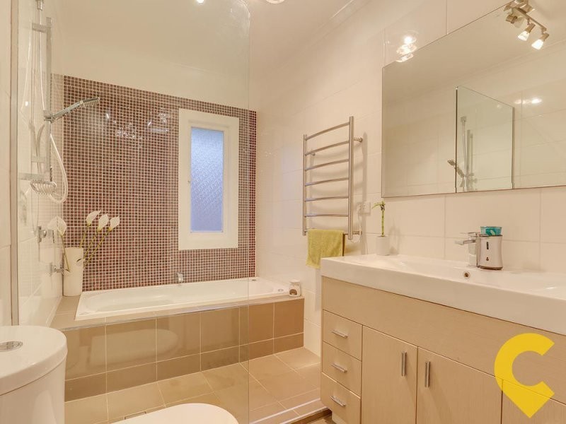 87 Thomas Street, Clontarf QLD 4019