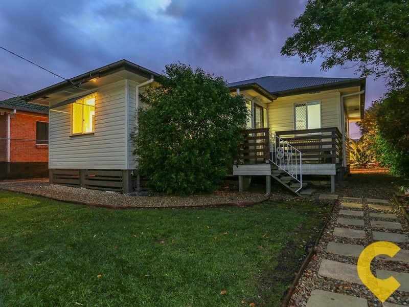 87 Thomas Street, Clontarf QLD 4019