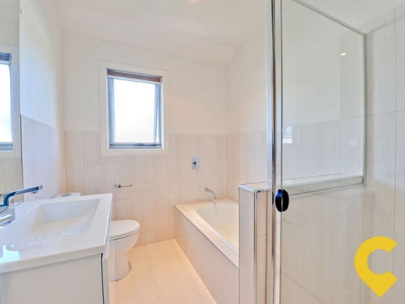 2/13-17 Caroline Street, Woody Point QLD 4019