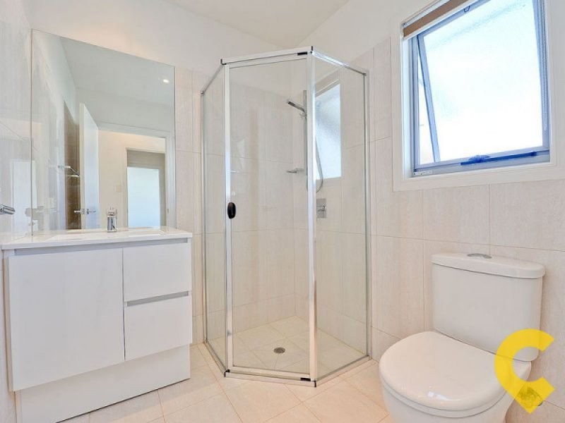 2/13-17 Caroline Street, Woody Point QLD 4019