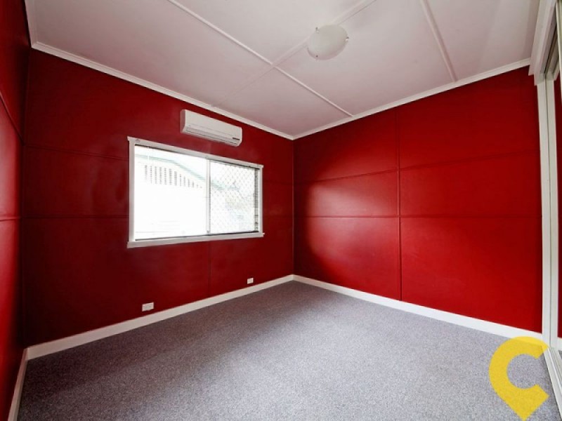 134 Oxley Avenue, Woody Point QLD 4019