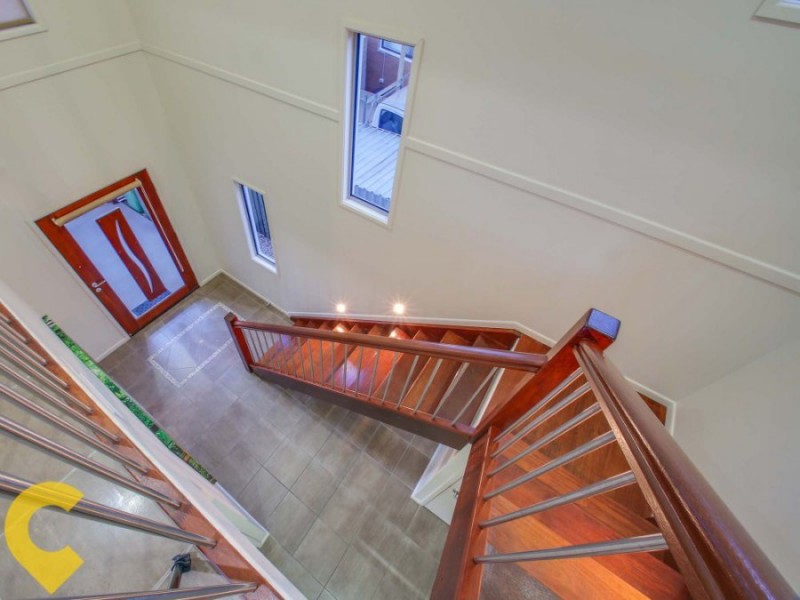 6C Hawthorne Street, Woody Point QLD 4019