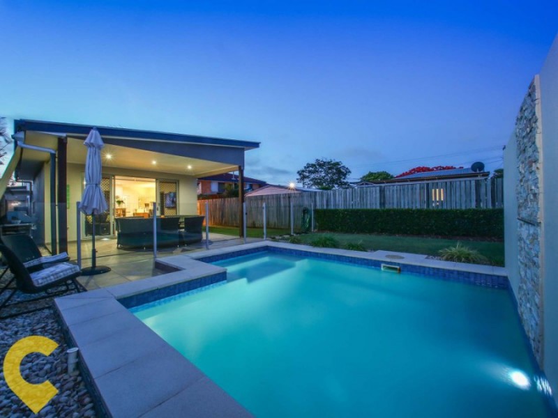 6C Hawthorne Street, Woody Point QLD 4019