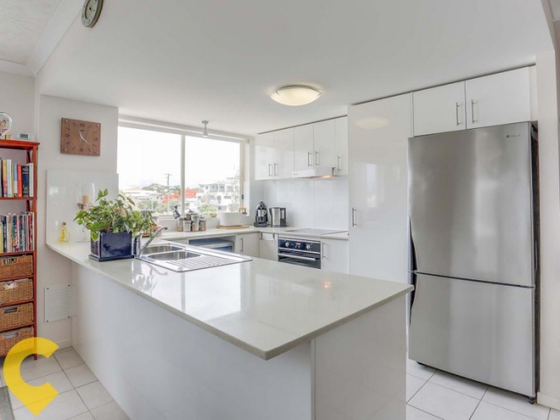 4/8 Bunton Street, Scarborough QLD 4020