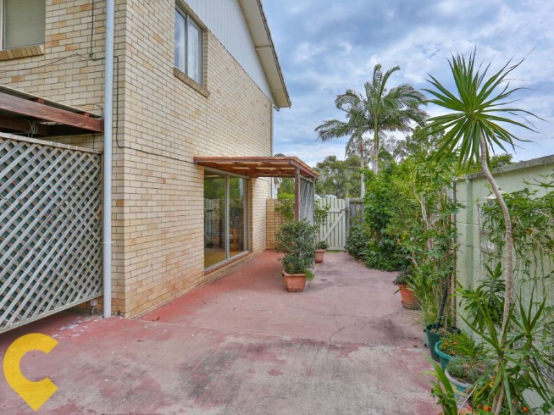 10 Brennan Road, Scarborough QLD 4020