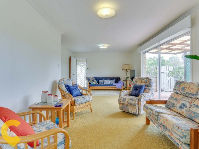 10 Brennan Road, Scarborough QLD 4020