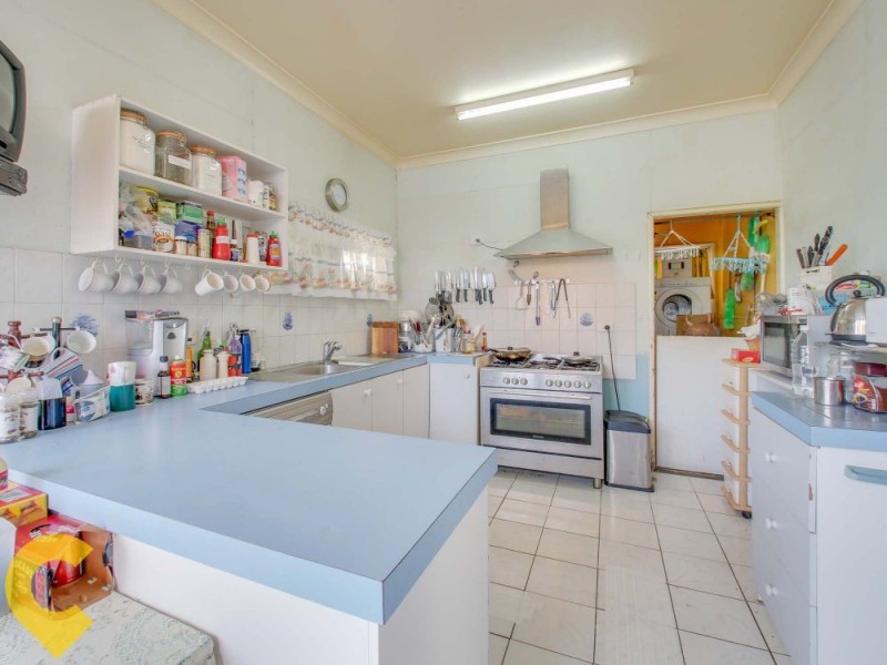 23 Seaville Avenue, Scarborough QLD 4020