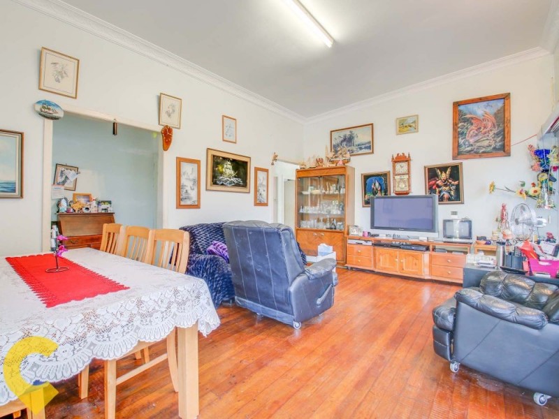 23 Seaville Avenue, Scarborough QLD 4020