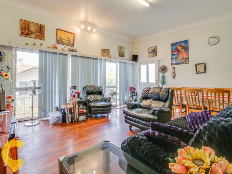 23 Seaville Avenue, Scarborough QLD 4020