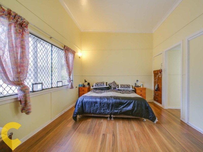 23 Seaville Avenue, Scarborough QLD 4020