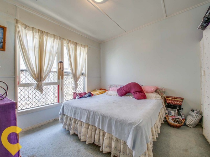 23 Seaville Avenue, Scarborough QLD 4020