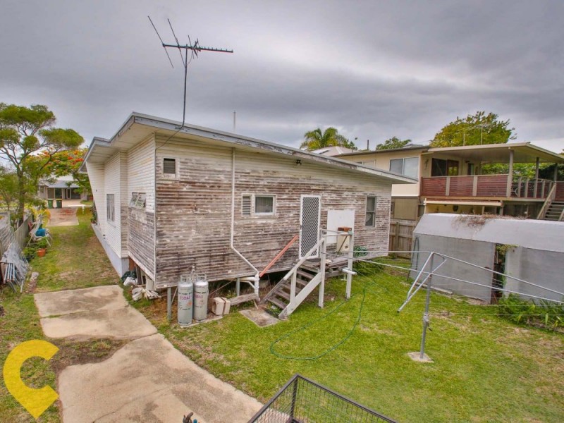 23 Seaville Avenue, Scarborough QLD 4020