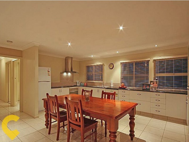 20 College Road, Clontarf QLD 4019