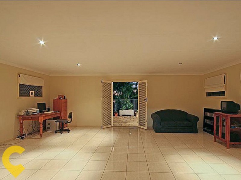 20 College Road, Clontarf QLD 4019