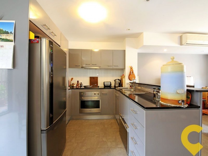 1/126 Turner Street, Scarborough QLD 4020