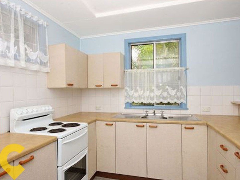 10 Ralph Street, Clontarf QLD 4019