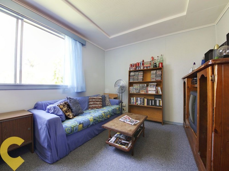 10 Ralph Street, Clontarf QLD 4019
