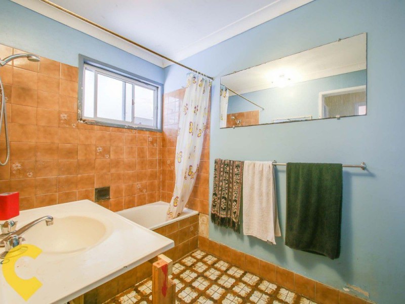 15 Hughes Street, Deception Bay QLD 4508
