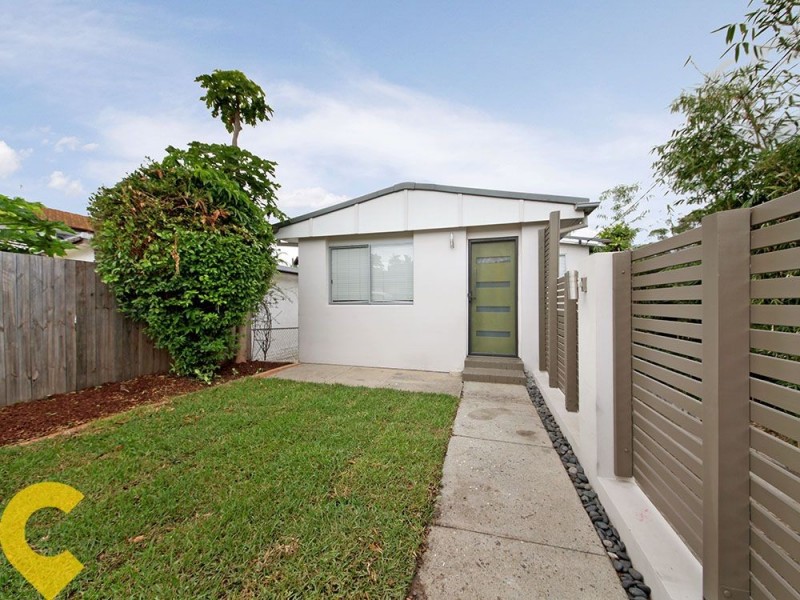 203 MacDonnell Road, Clontarf QLD 4019